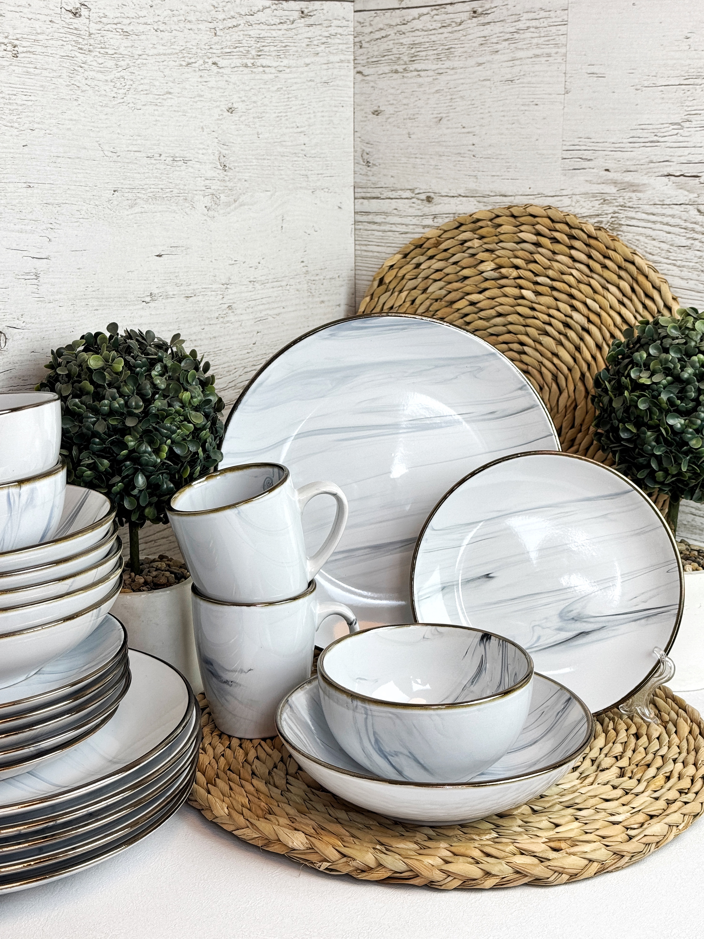 Замовити Столовый сервиз 20 пр. Intrendo Maritimo Golden rim white IN0020MAR/2 в інтернет магазині ar-ukraine за вигідною ціною дешево, оптом і роздріб.